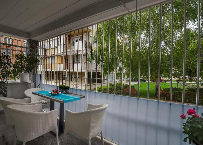 Apartament Bellissima 2 Minutes Away From The